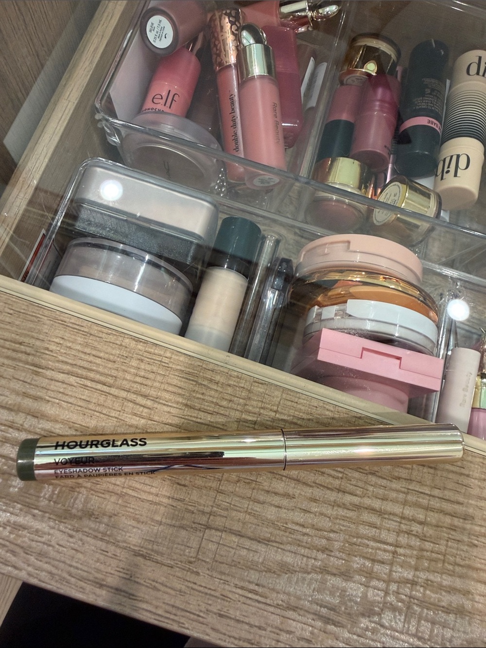 Hourglass Eyeshadow Stick